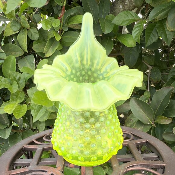 Fenton Topaz Jack in The Pulpit Opalescent Vaseline Hobnail Vase 6.5” GLOWS - Picture 2 of 8